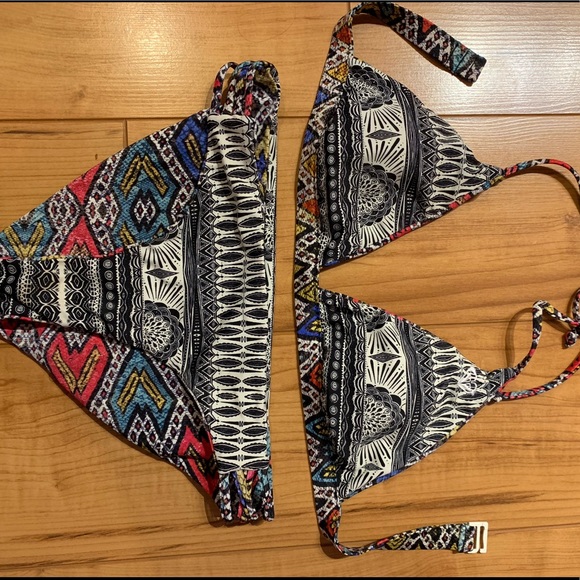 Reversible Roxy swimsuit - Picture 2 of 7